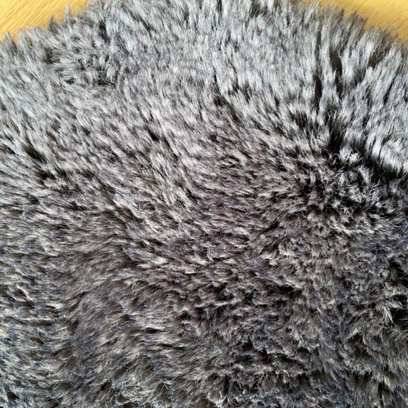 Mon Chateau Charcoal Faux Fur Sheepskin Rug - Picture 3 of 8